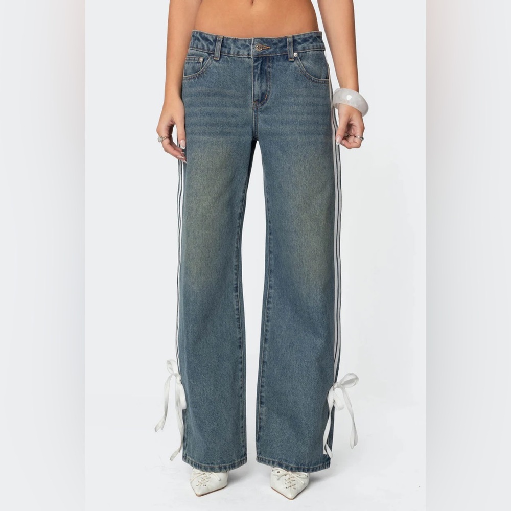Edikted Ribbon Washed Jeans - Picture 3 of 5